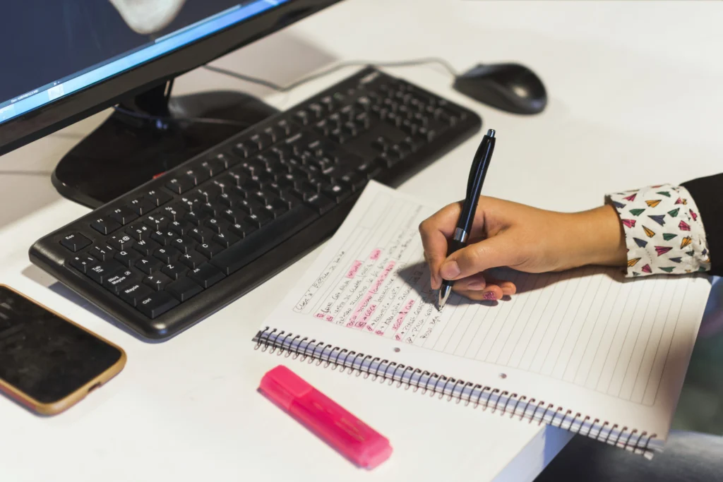 How to Write a Well Structured Academic Essay: A Student Guide Step-by-Step